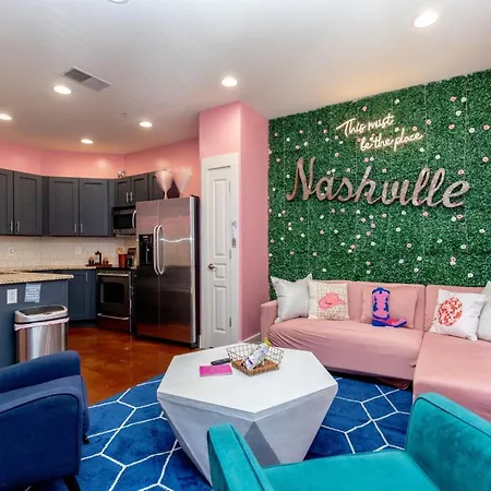 Pink Party Nashville-Near Music Row Free Parking